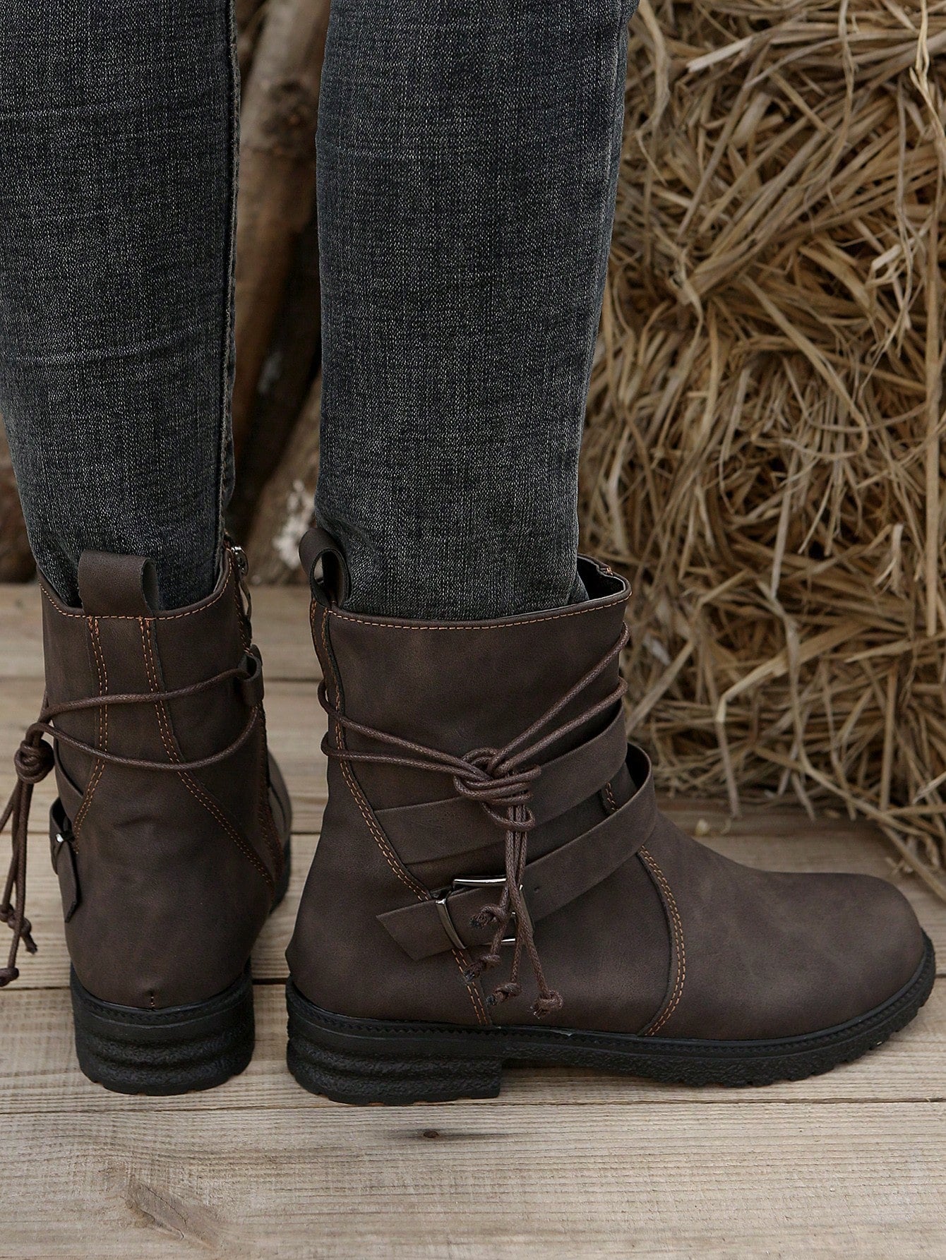 Fall/Winter Plus Size Women's Leather Round Toe Side Zipper Buckle Strap Chunky Heel Boots