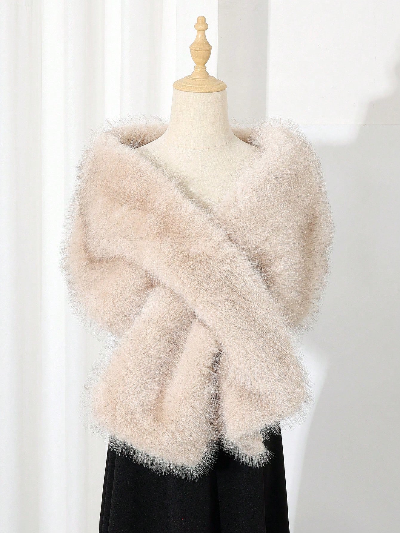 1pc Fluffy Bridal Shawl Cape With Collar