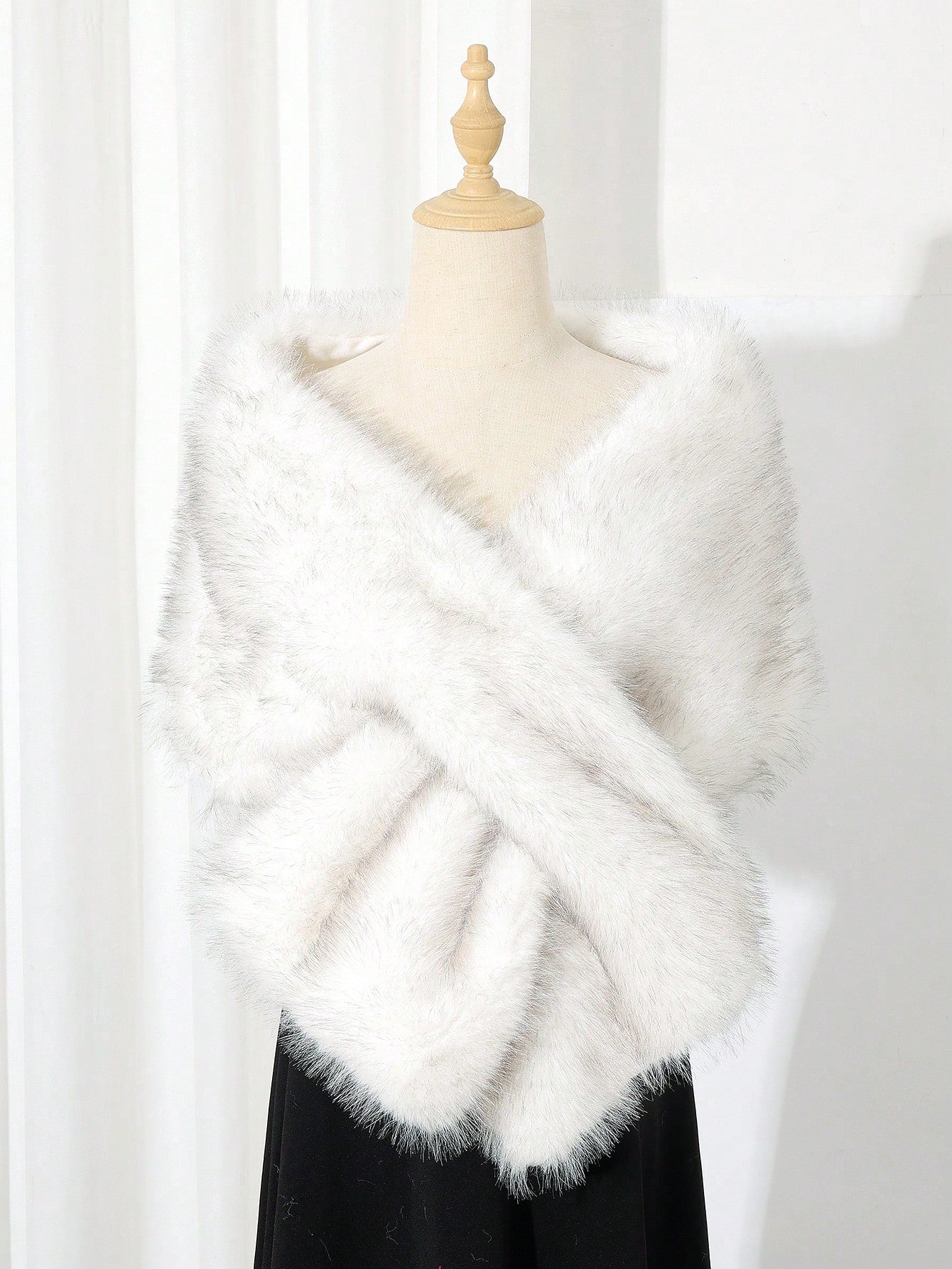 1pc Fluffy Bridal Shawl Cape With Collar
