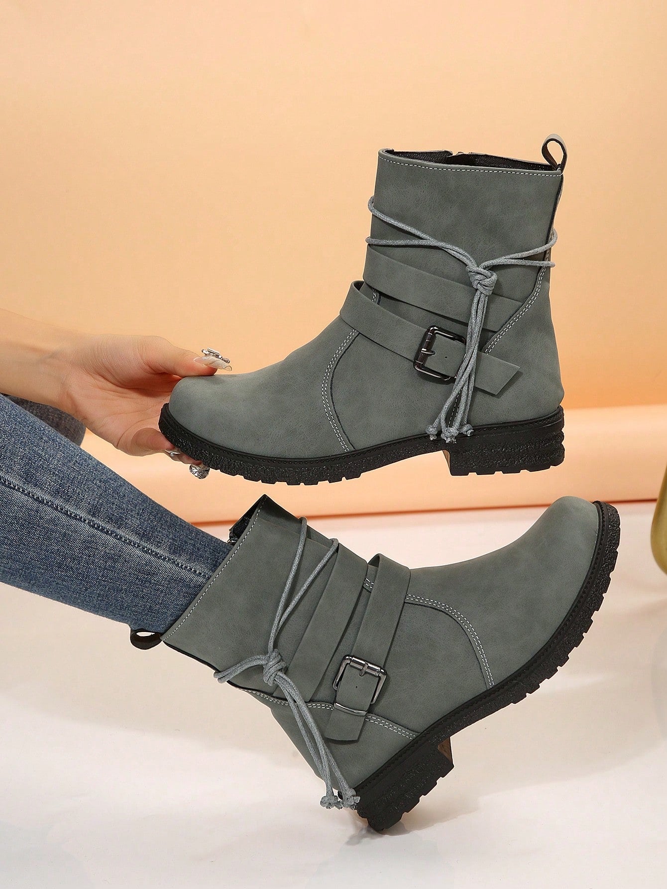 Fall/Winter Plus Size Women's Leather Round Toe Side Zipper Buckle Strap Chunky Heel Boots