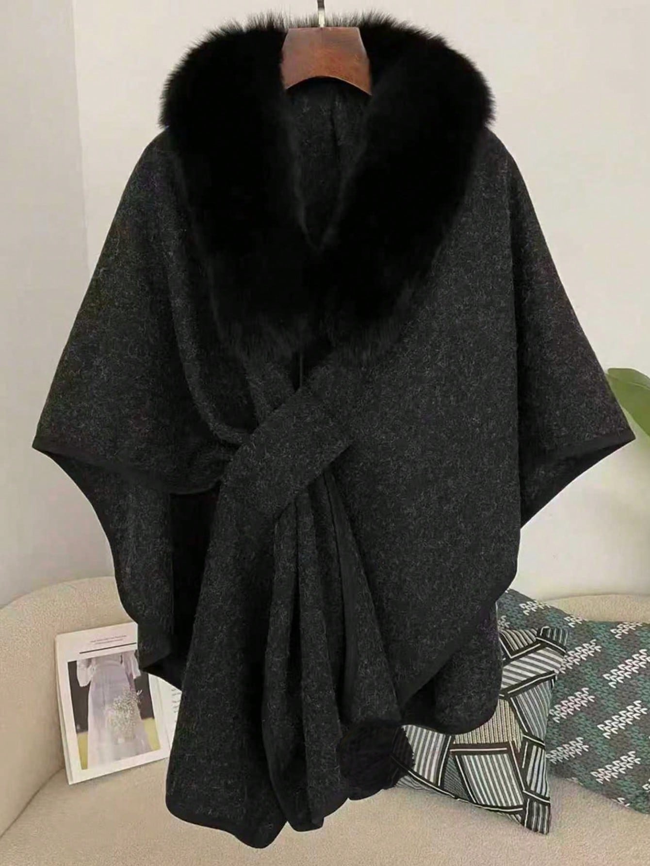 1pc Faux Cashmere & Faux Fur Shawl, Fashionable & Stylish For Daily Wear, Parties, Travels, Christmas Gift For Dress